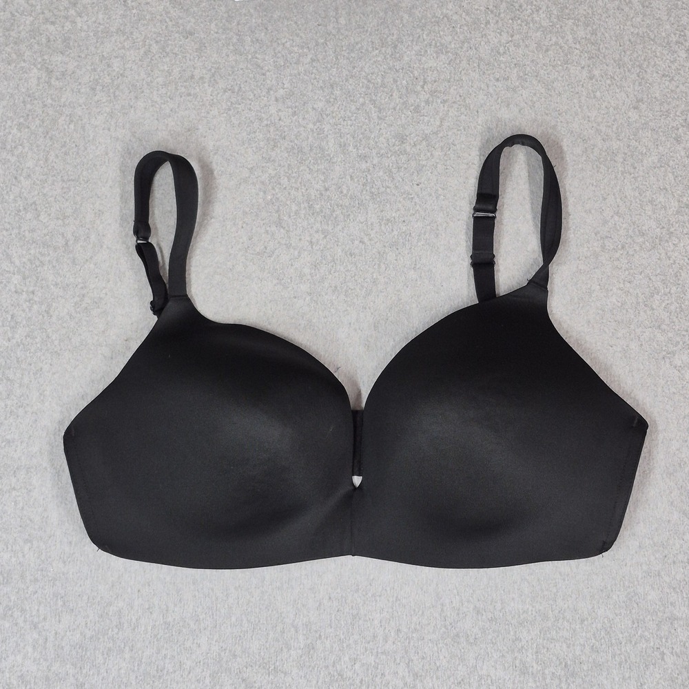 Cacique Women Bra 38DD Black Simply Wire Free Plunge Wireless Strap